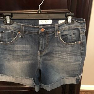 Jessica Simpson shorts